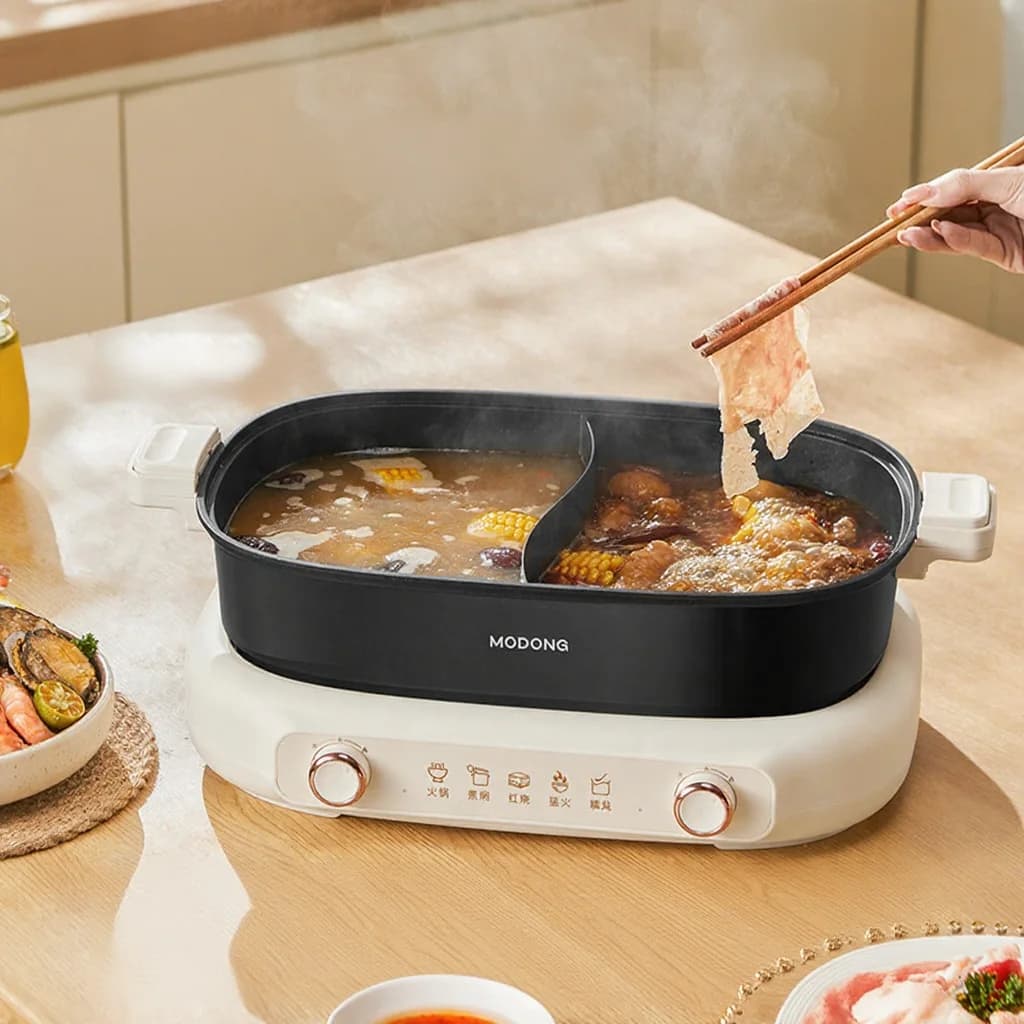 Osztott elektromos hot pot 7L elválasztó edénnyel, kettős hőmérséklet-szabályozással